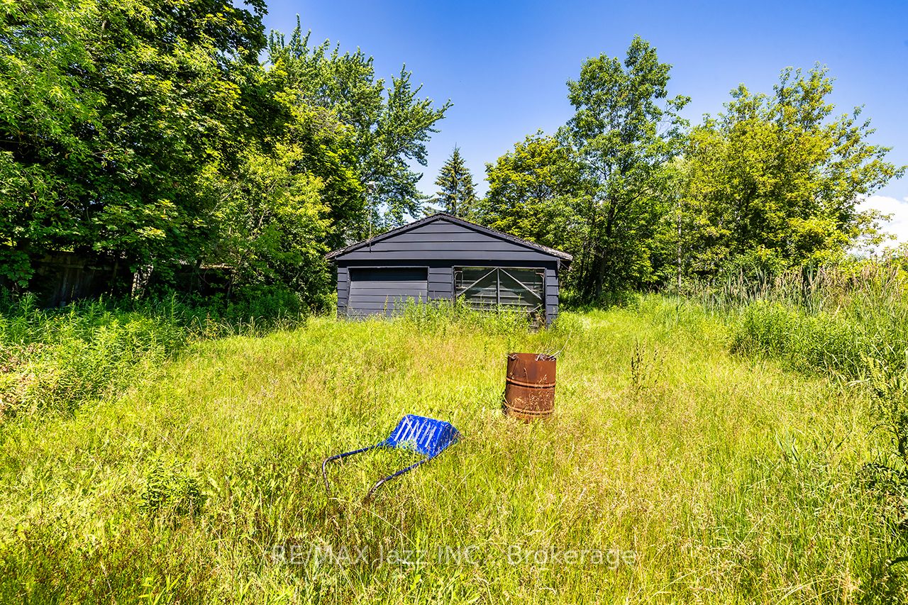 2216 Highway 2 Property Photo 27