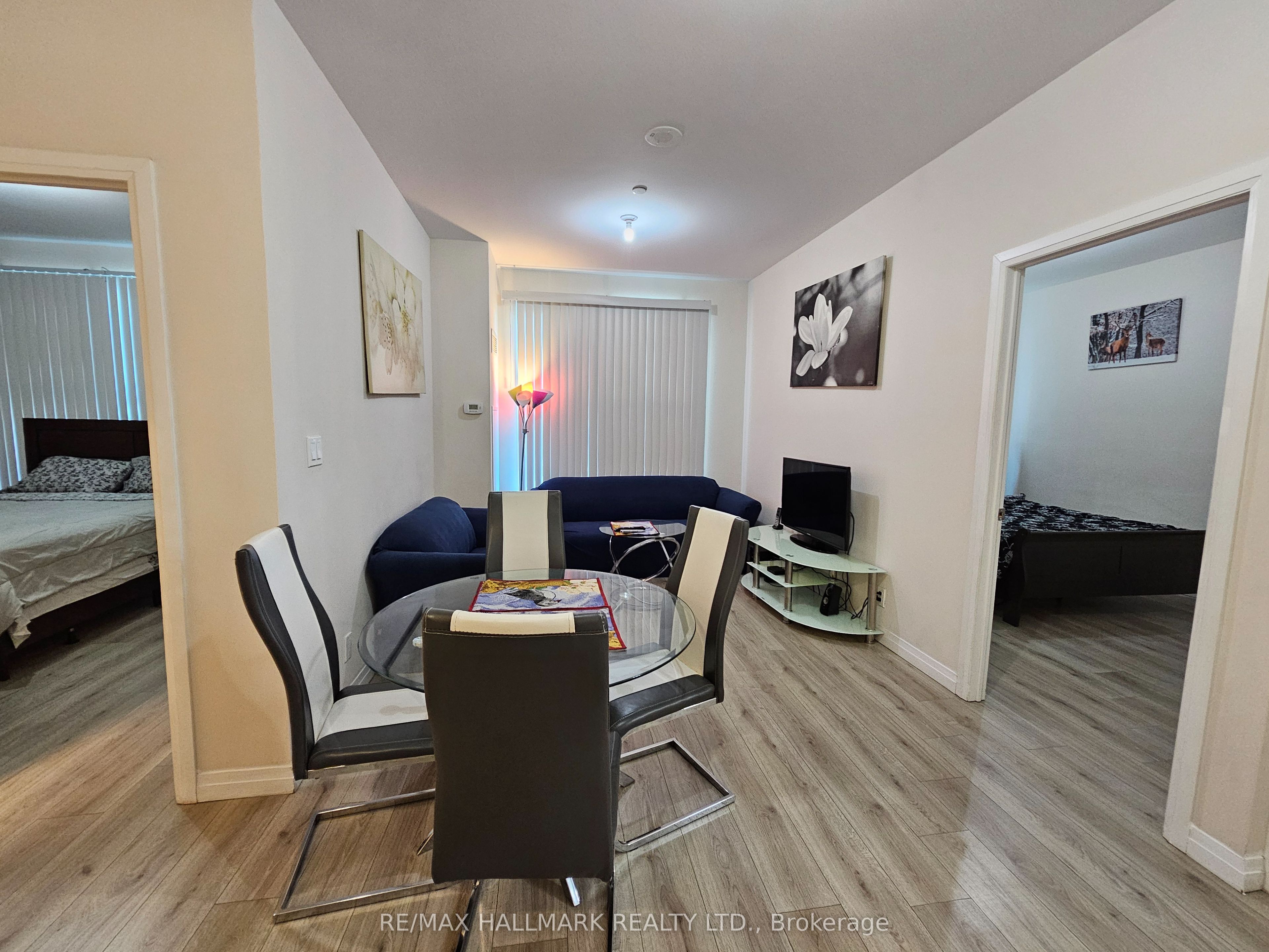 2152 Lawrence Avenue 105 Property Photo 6