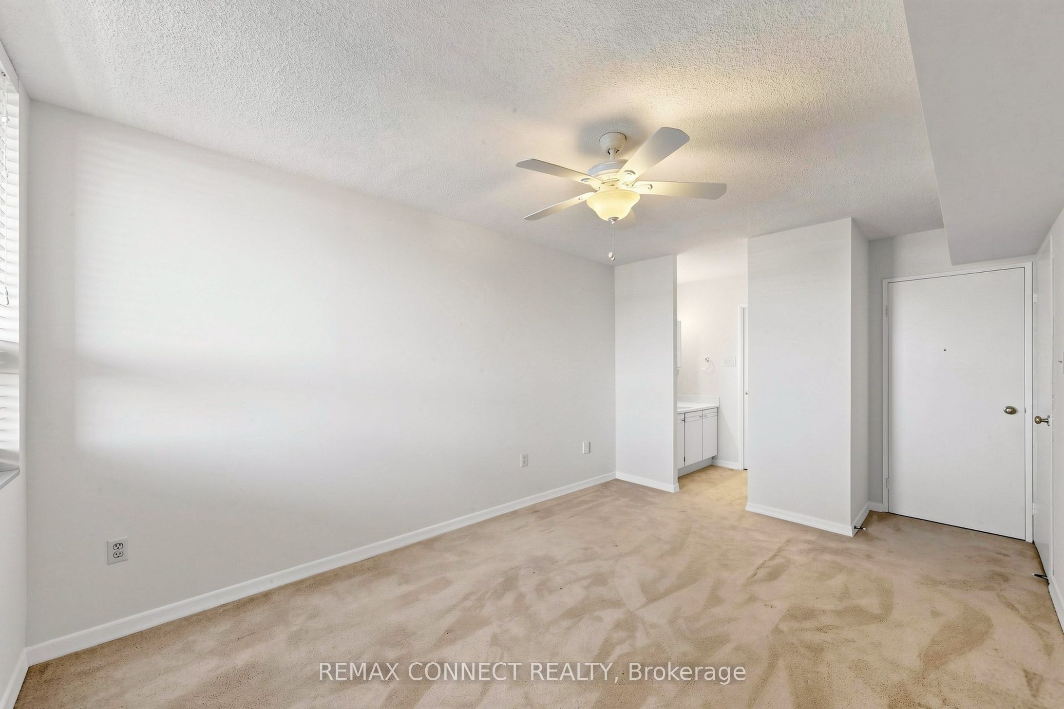 121 Ling Road 1614 Property Photo 21