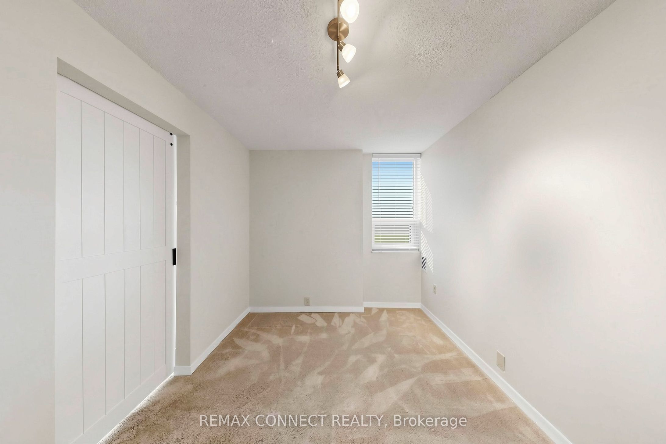 121 Ling Road 1614 Property Photo 25