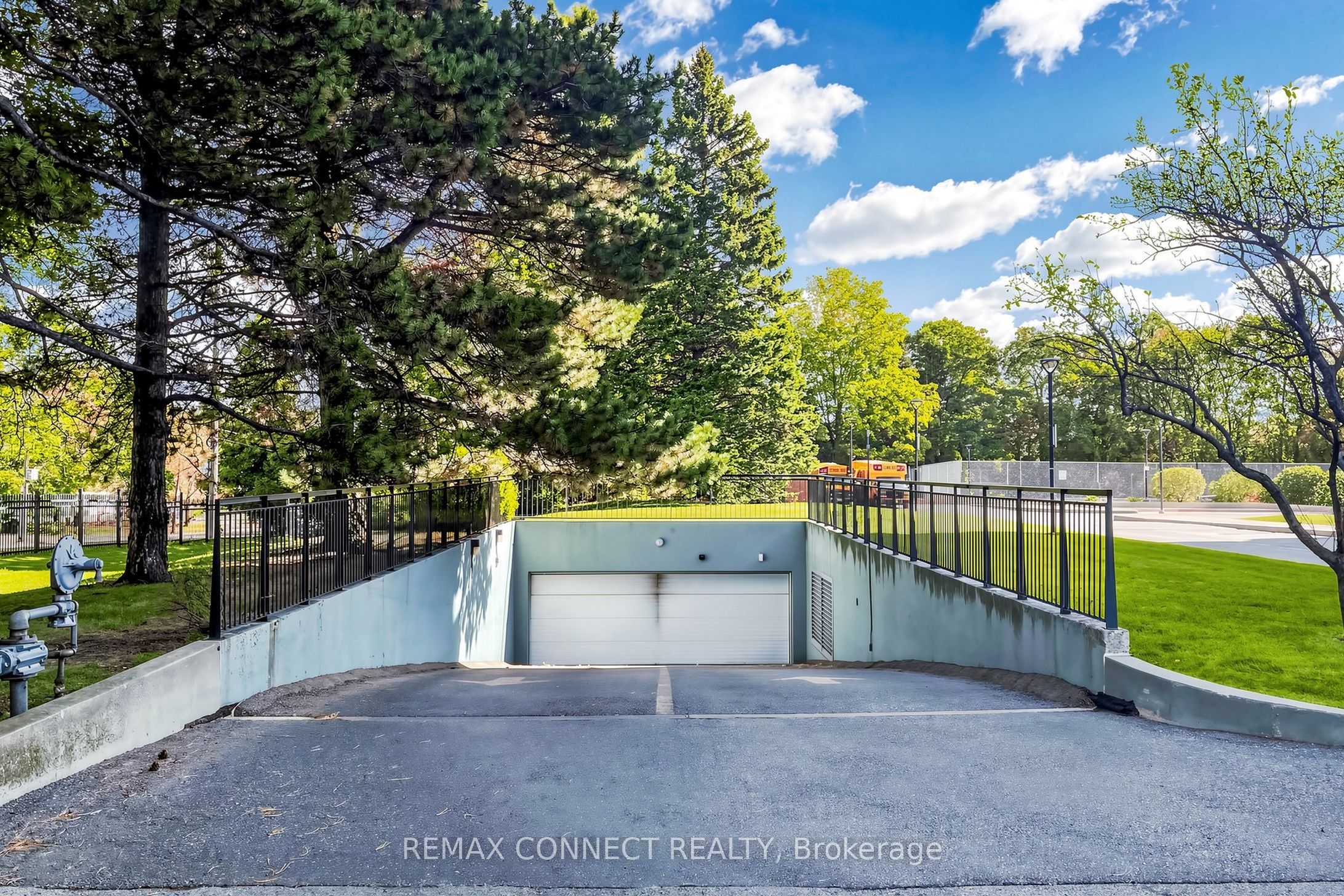 121 Ling Road 1614 Property Photo 45