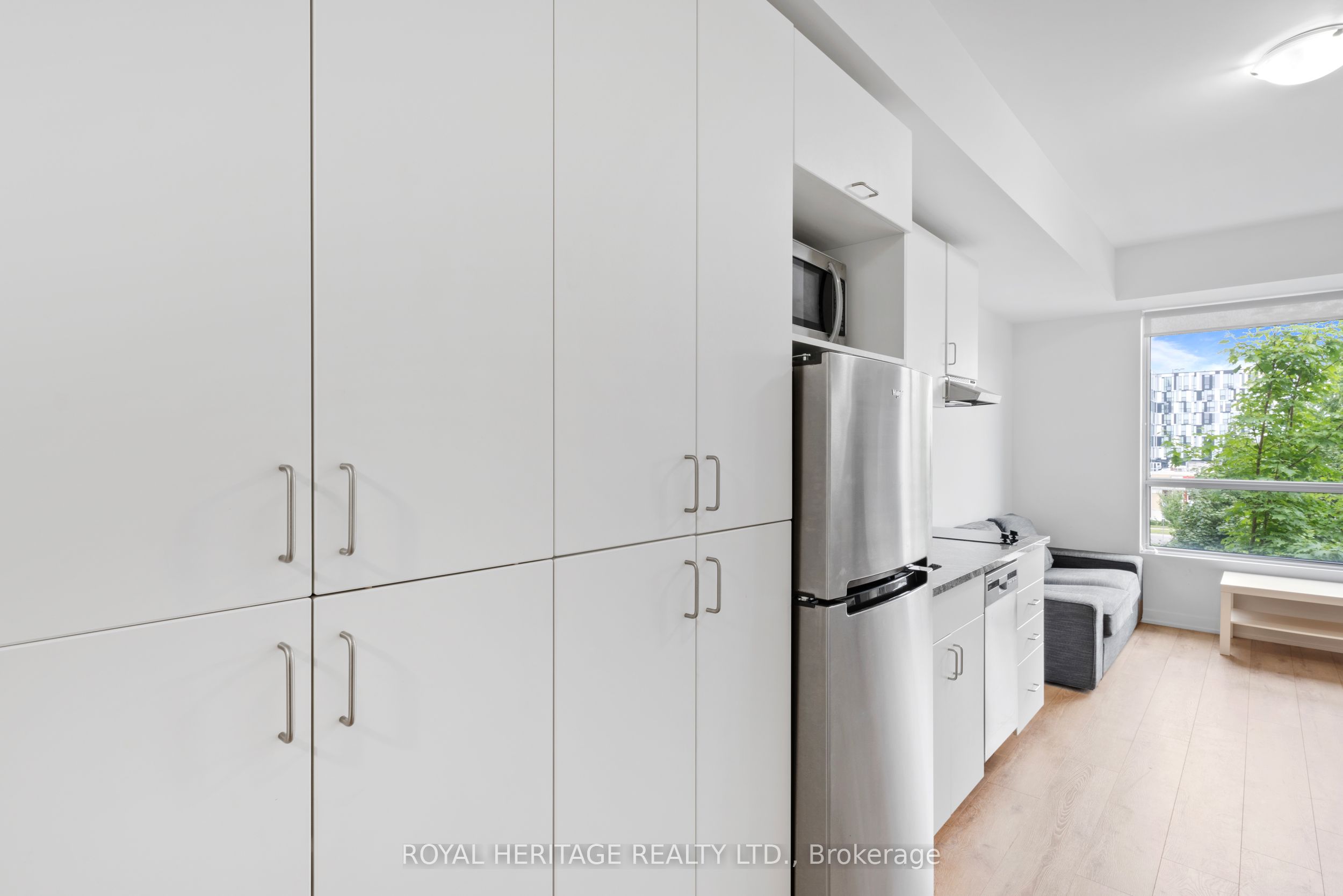 1800 Simcoe Street N 307 Property Photo 5