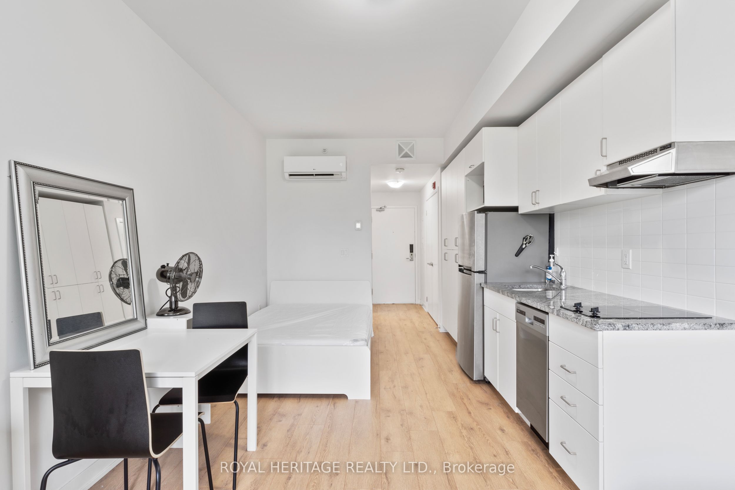 1800 Simcoe Street N 307 Property Photo 11