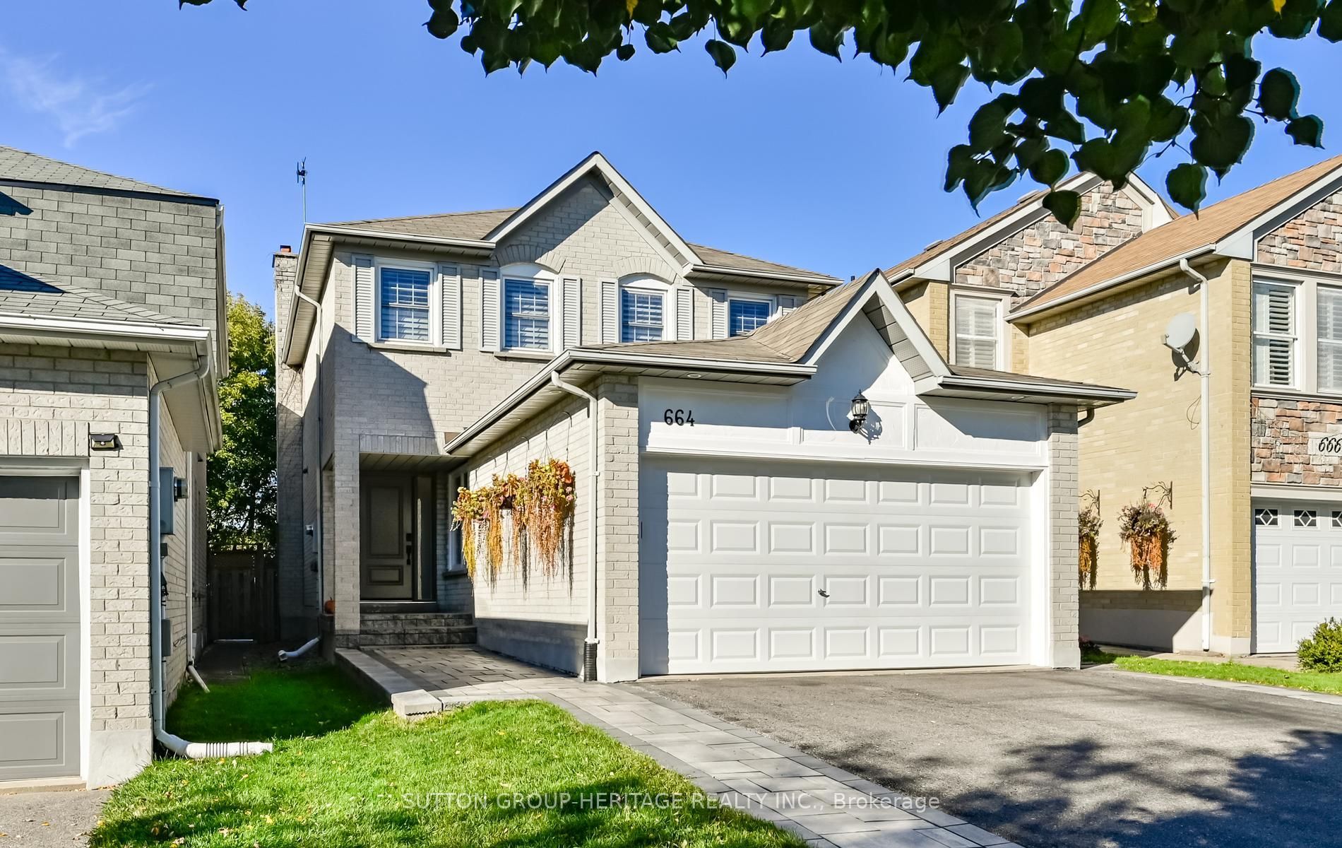 664 Eramosa Crescent Property Photo 1