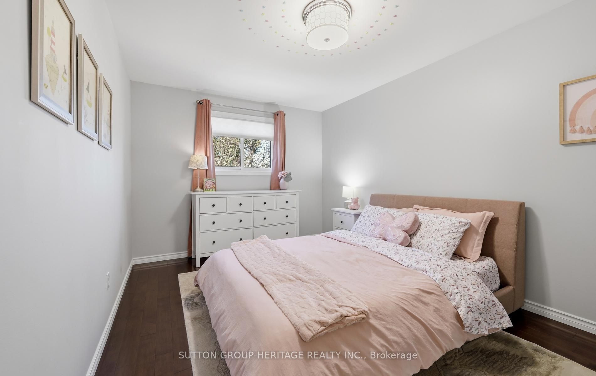 664 Eramosa Crescent Property Photo 22