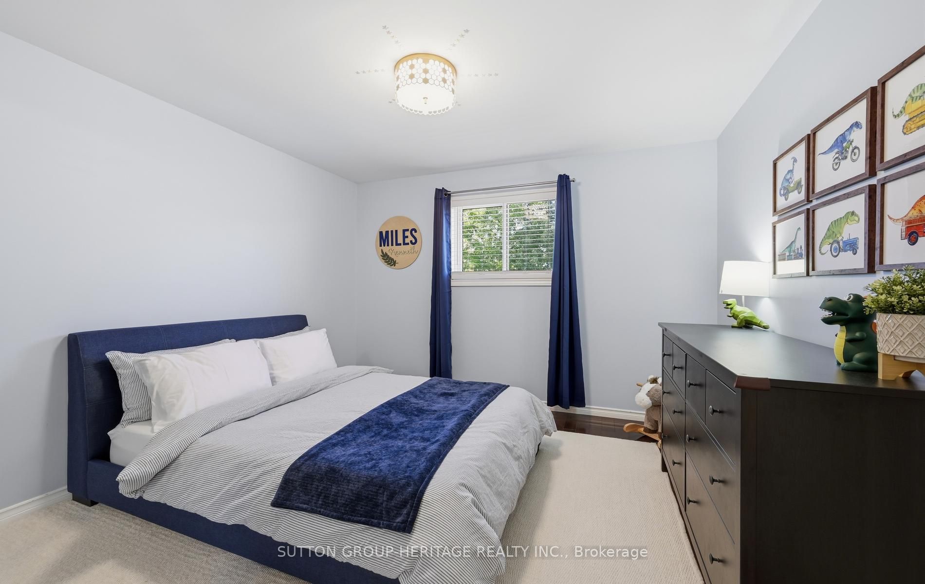 664 Eramosa Crescent Property Photo 24