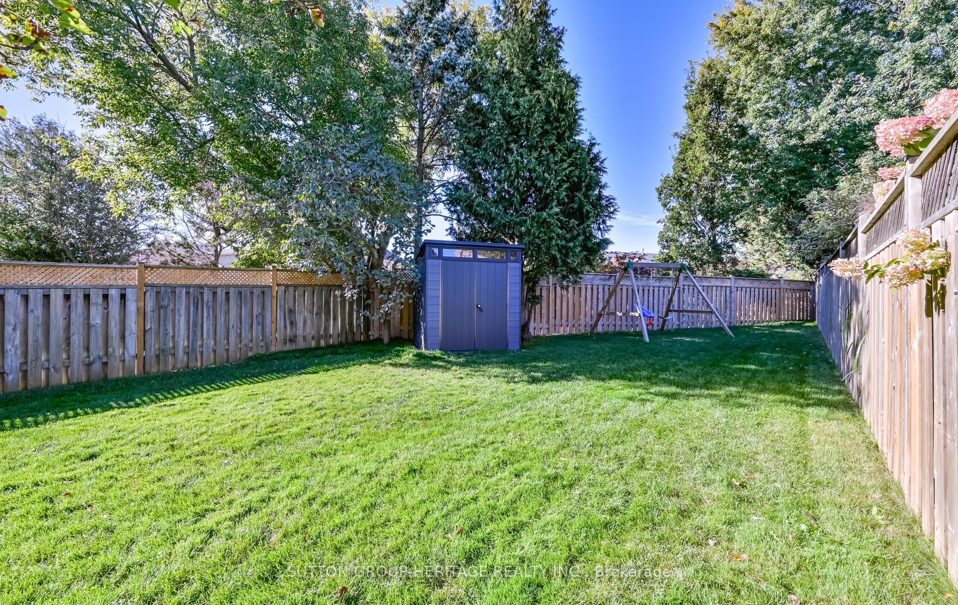664 Eramosa Crescent Property Photo 39