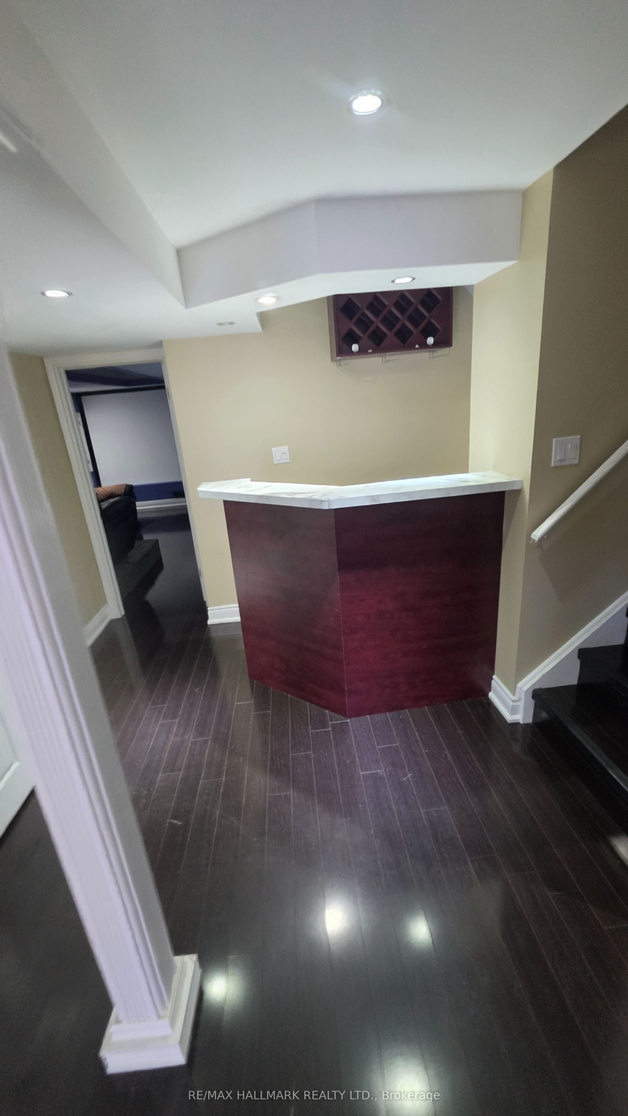 325 Porte Road Lower Level Property Photo 12