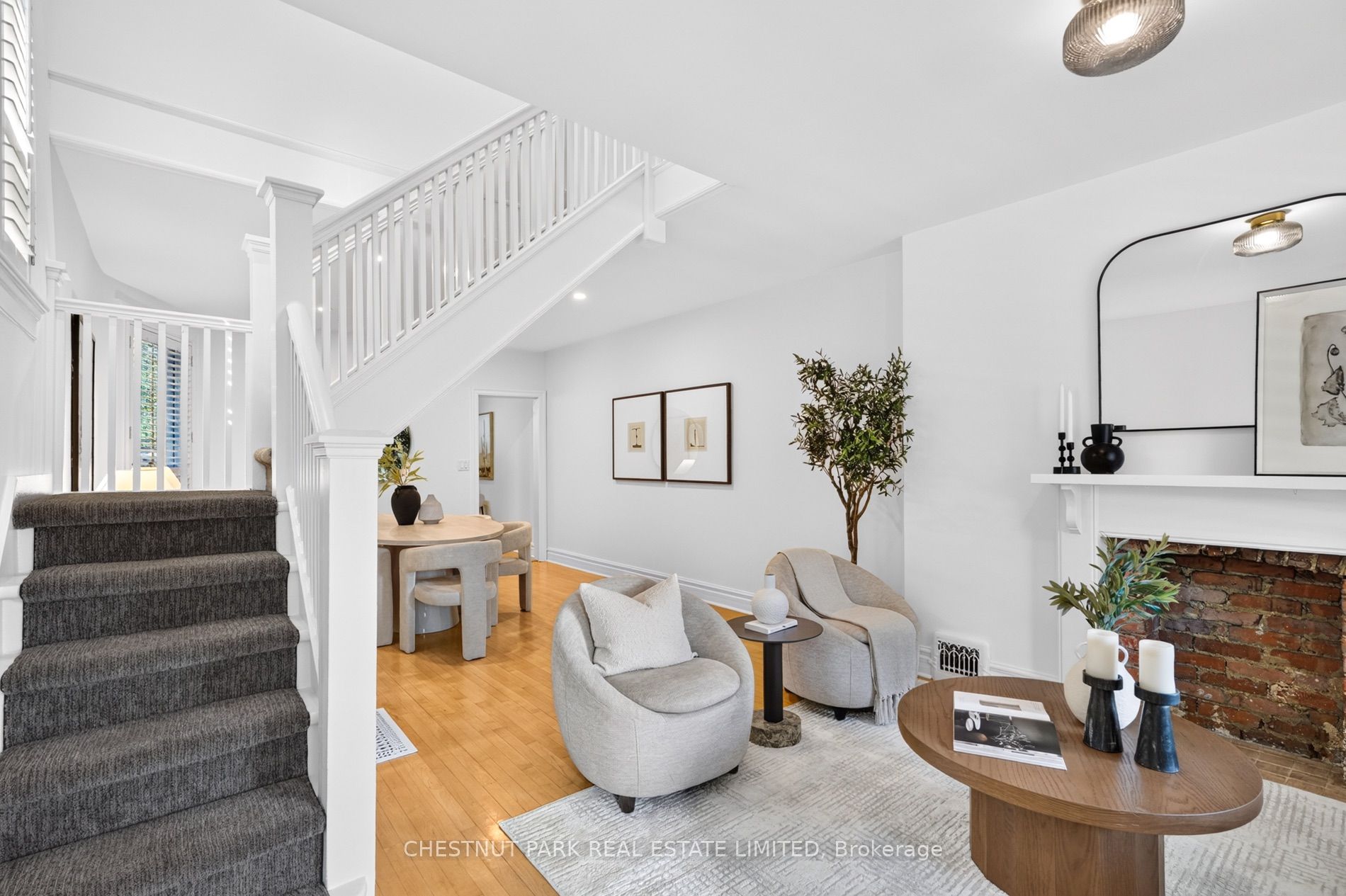 86 Cambridge Avenue Property Photo 4