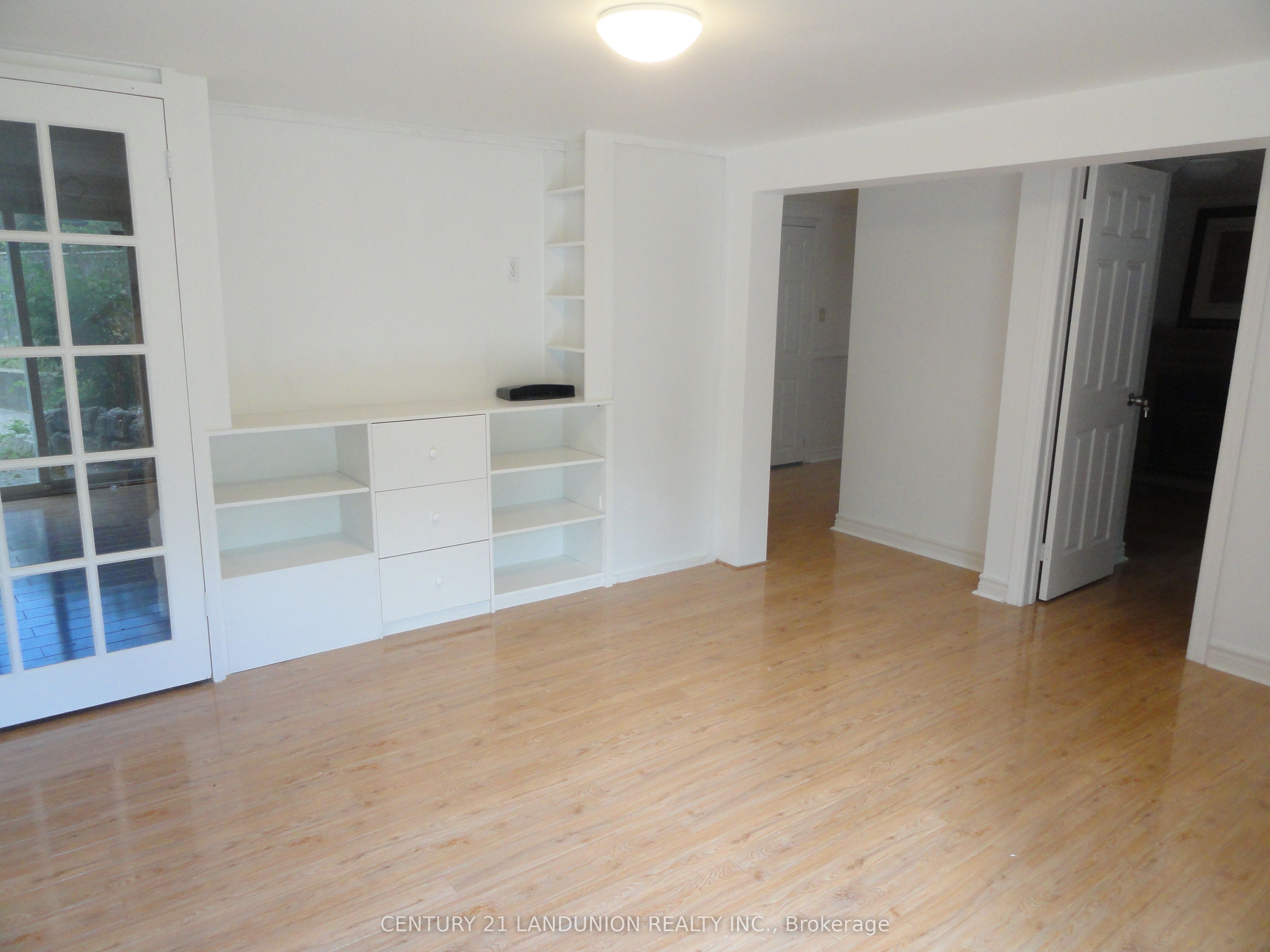 36 Roundwood Court N Basement Property Photo 3