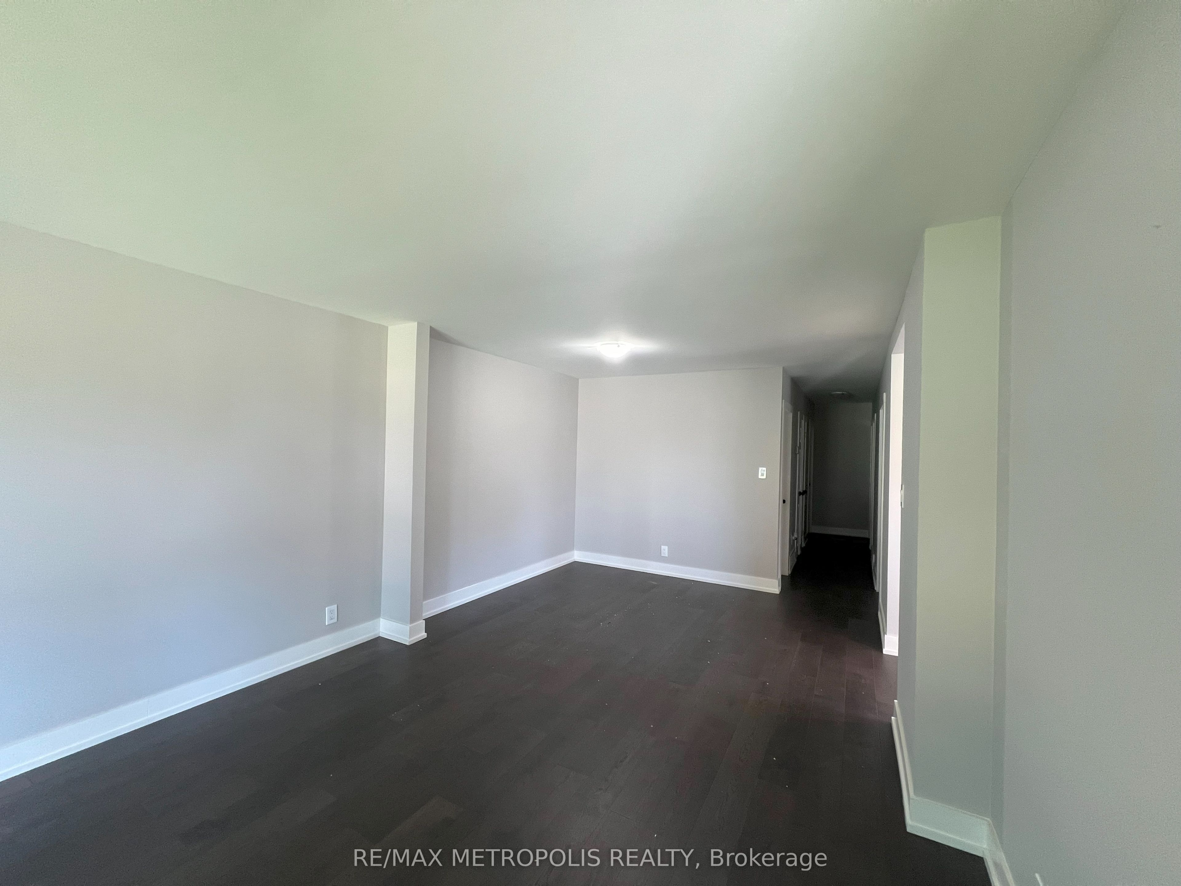 797 Zator Avenue Main Property Photo 4