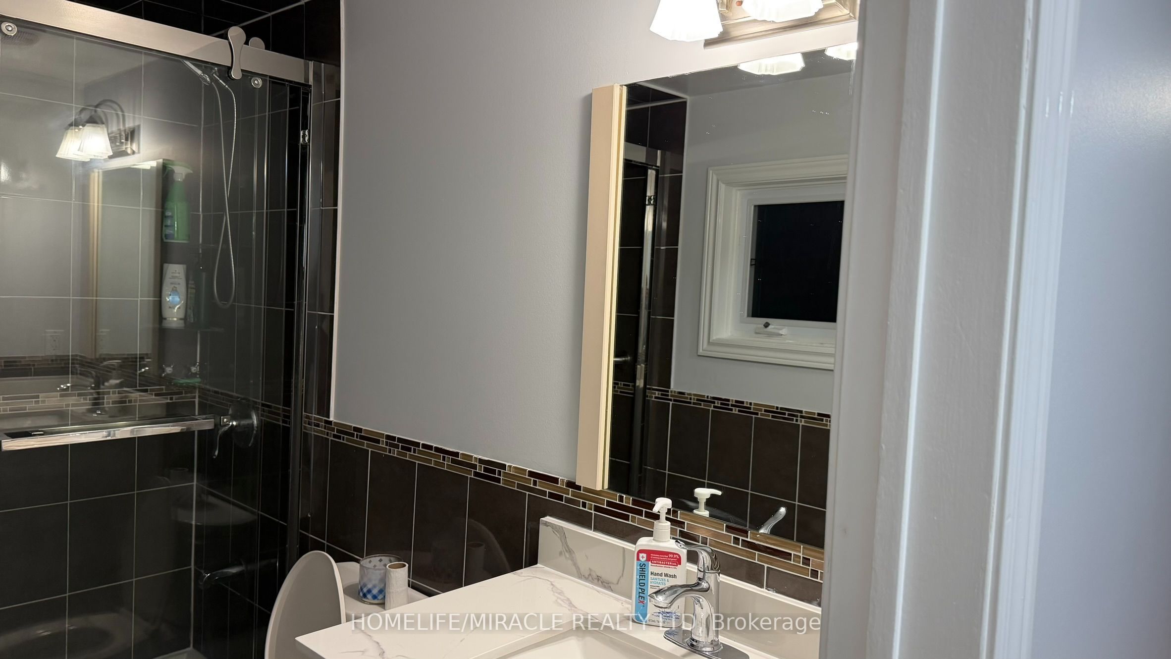 89 Dunsfold Drive Property Photo 14