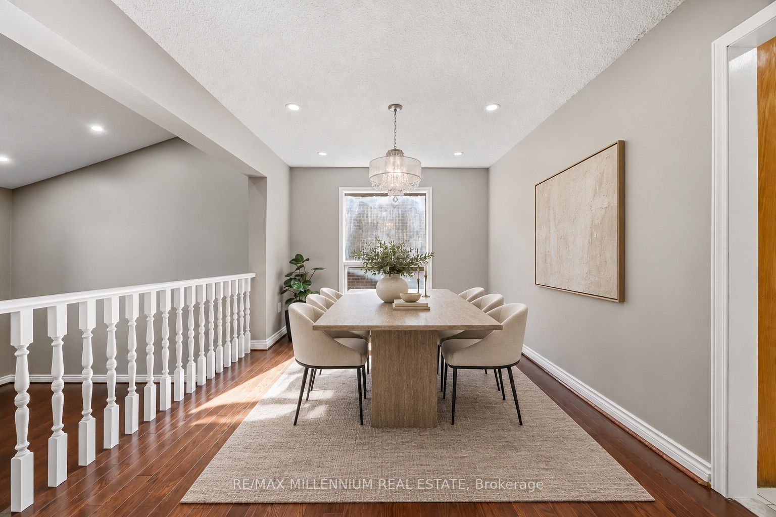 1855 Malden Crescent Property Photo 8