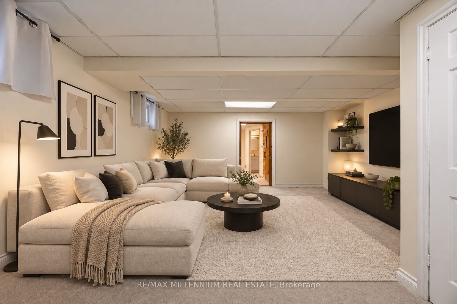 1855 Malden Crescent Property Photo 26
