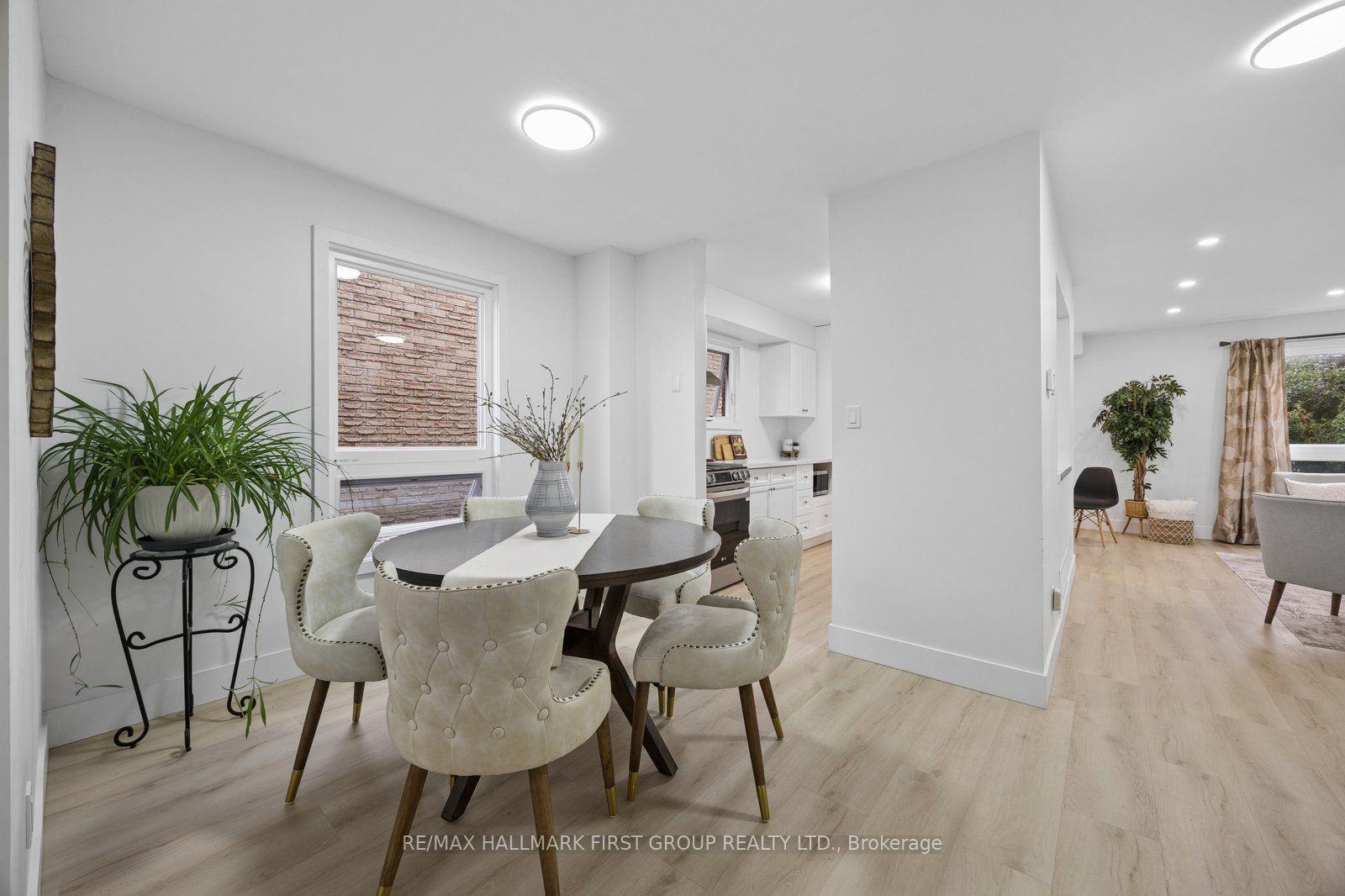 4 Lowder Place Property Photo 4