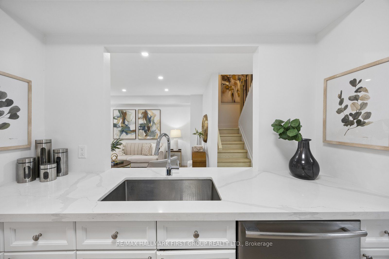 4 Lowder Place Property Photo 13