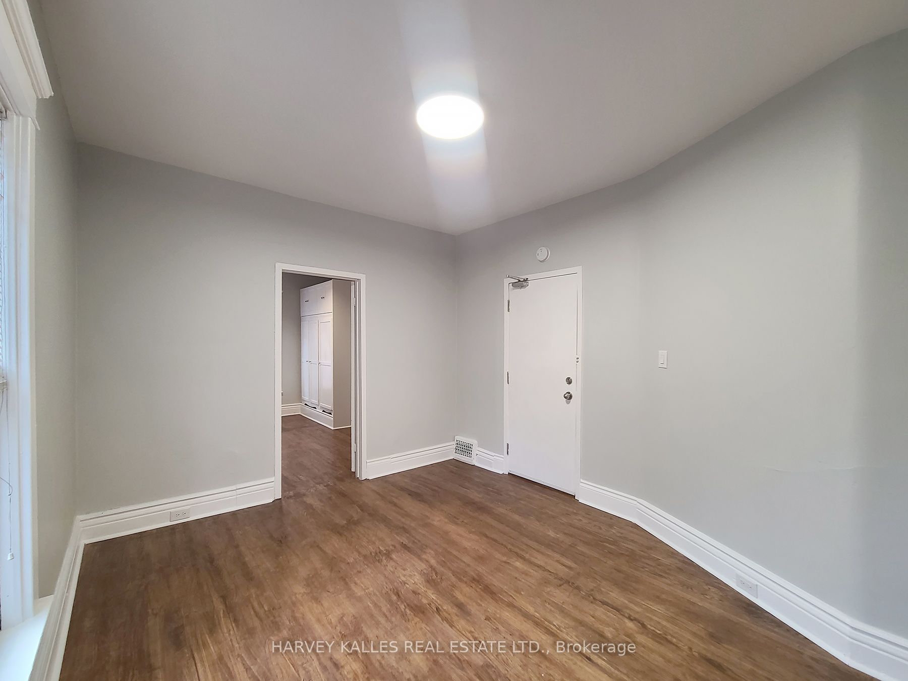 1450 Dundas Street E Main Property Photo 3