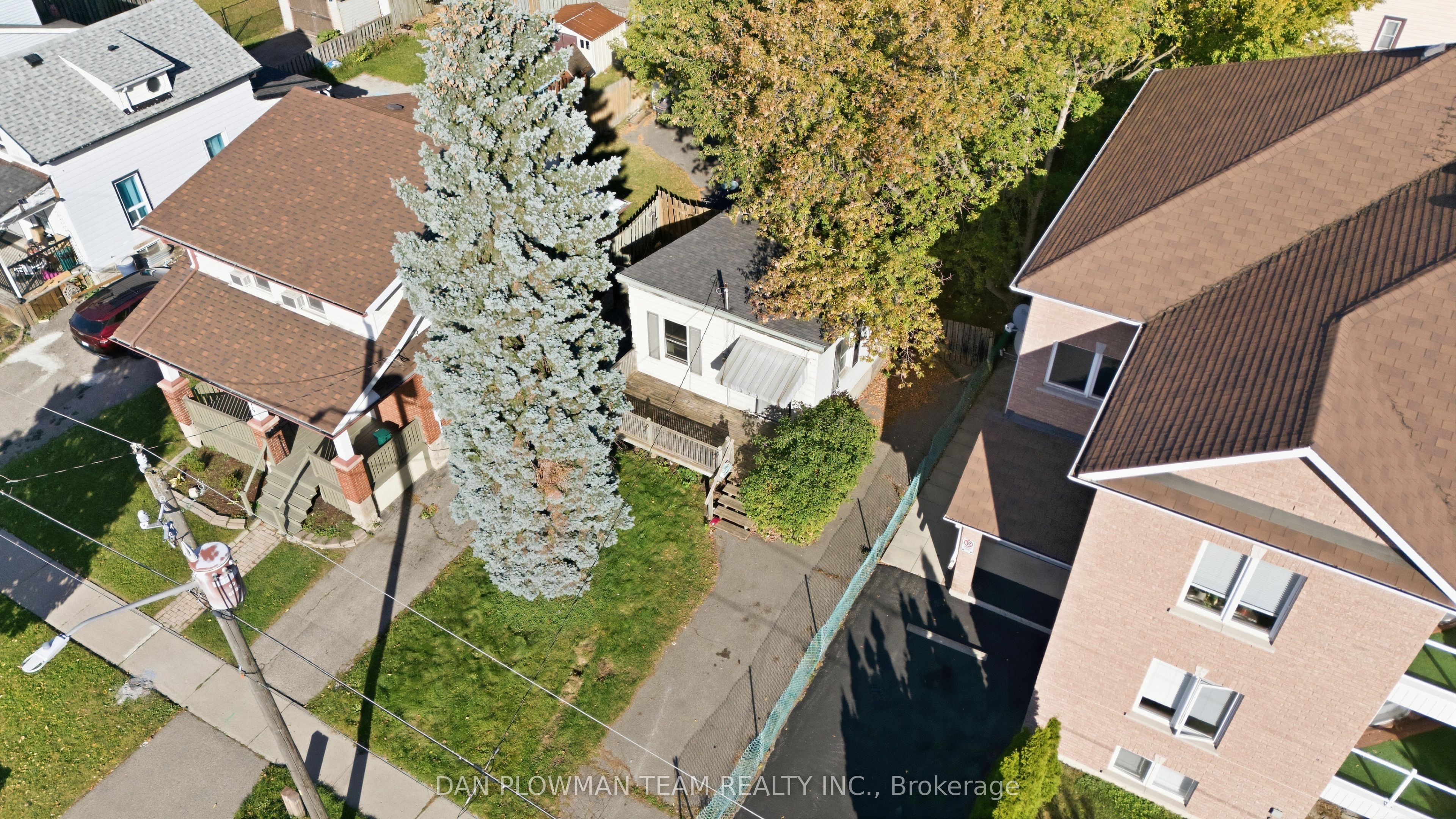 372 Pine Avenue Property Photo 8
