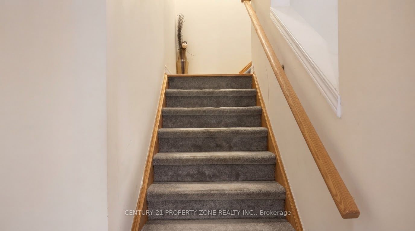 485 Beresford Path 10 Property Photo 6