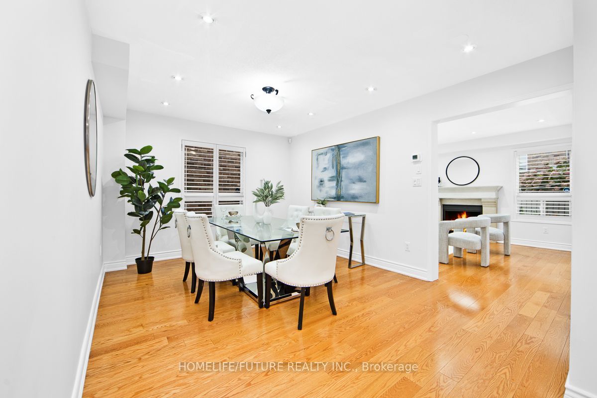 25 Thackery Drive Property Photo 6