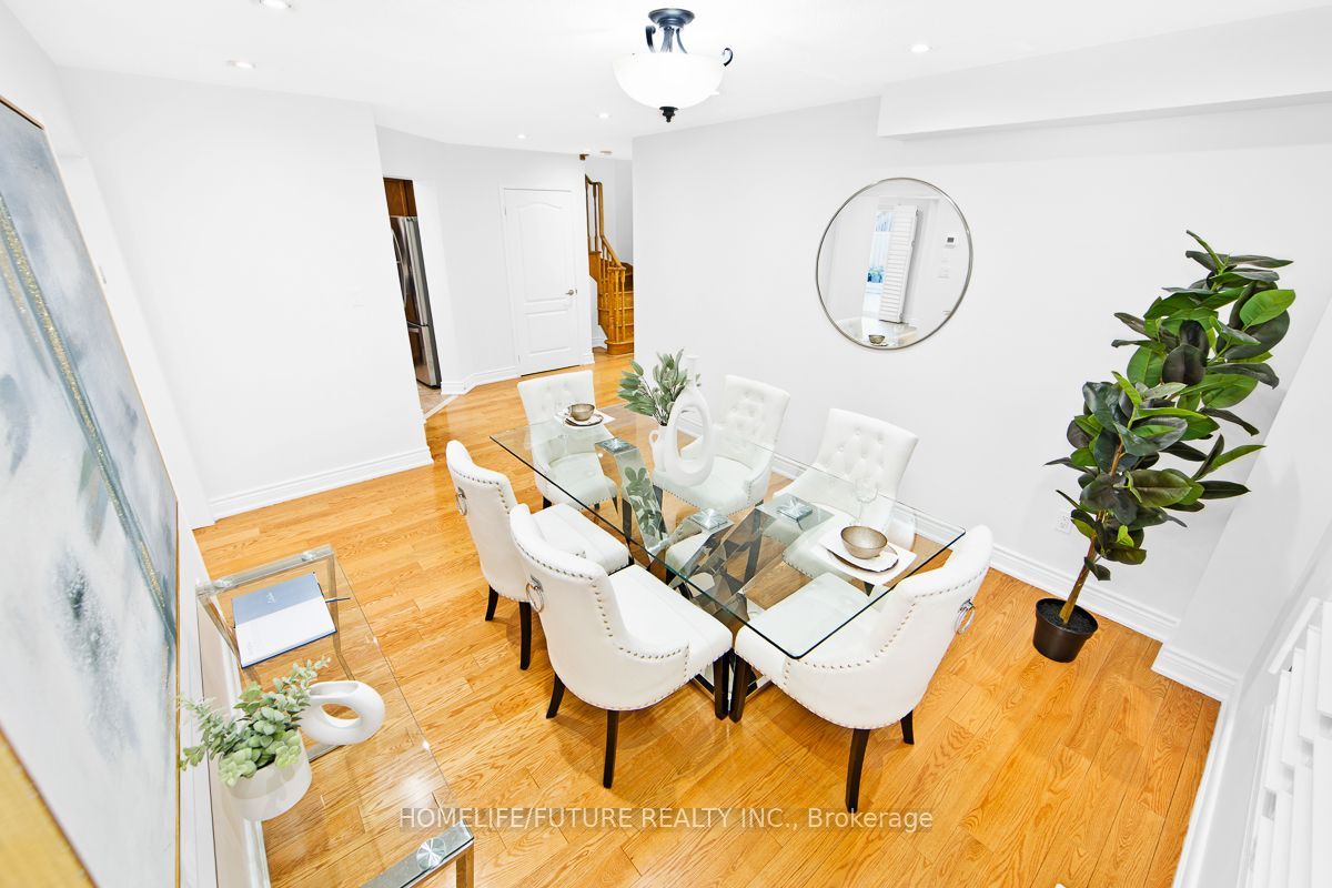 25 Thackery Drive Property Photo 7