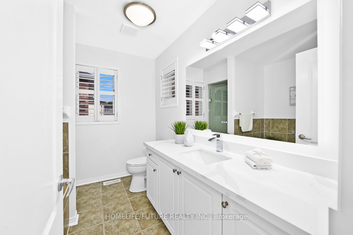 25 Thackery Drive Property Photo 19