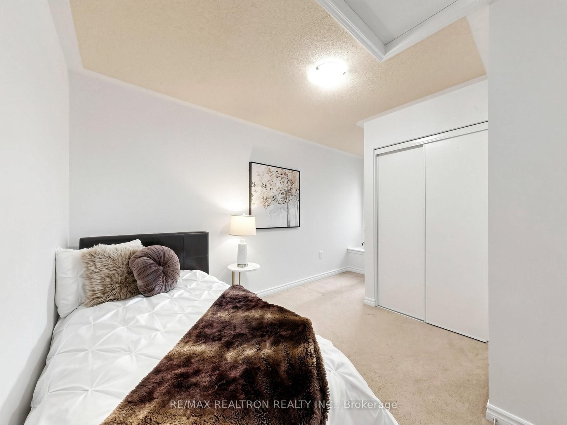 1072 Clipper Lane Property Photo 32