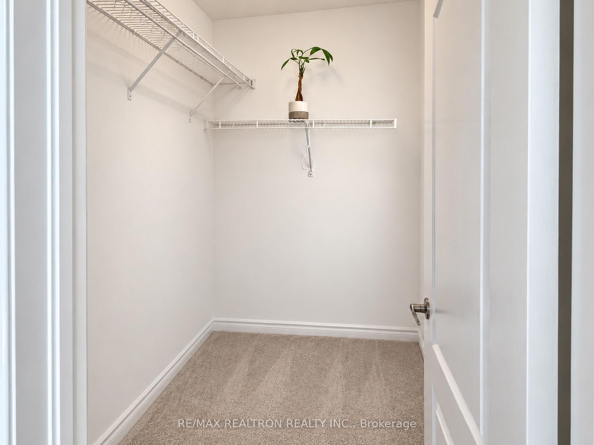 1072 Clipper Lane Property Photo 34
