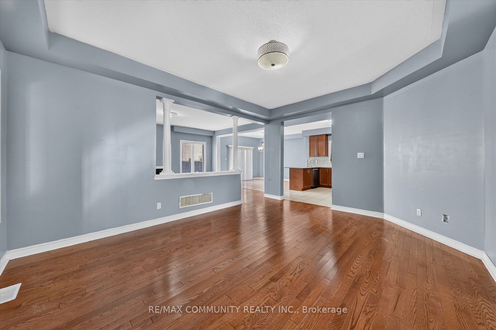1550 Bruny Avenue Main Property Photo 8