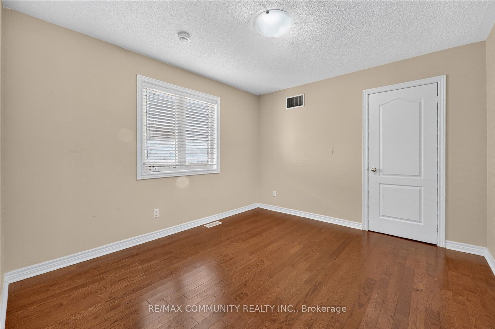 1550 Bruny Avenue Main Property Photo 28