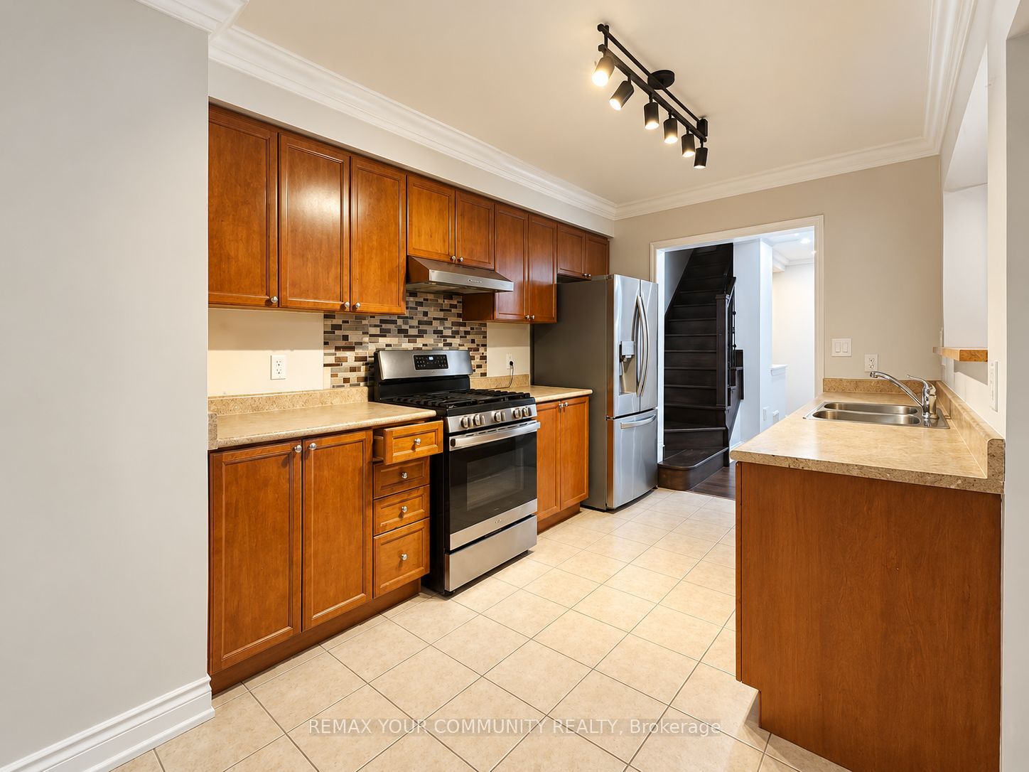 10 Snowgoose Terrace Property Photo 2