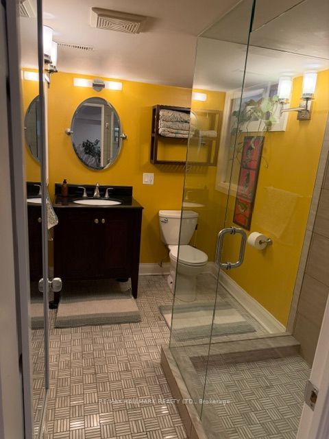 18 Pape Avenue Basement Property Photo 15