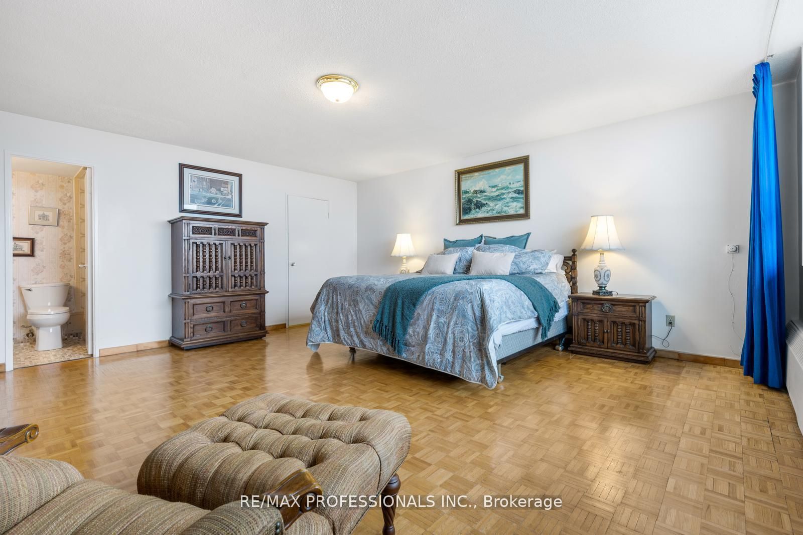 180 Markham Road 1704 Property Photo 12