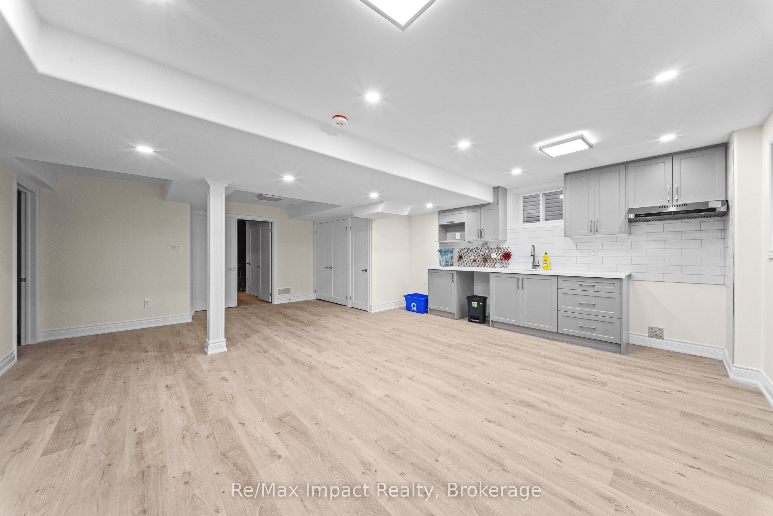 1688 Finkle Drive Property Photo 16