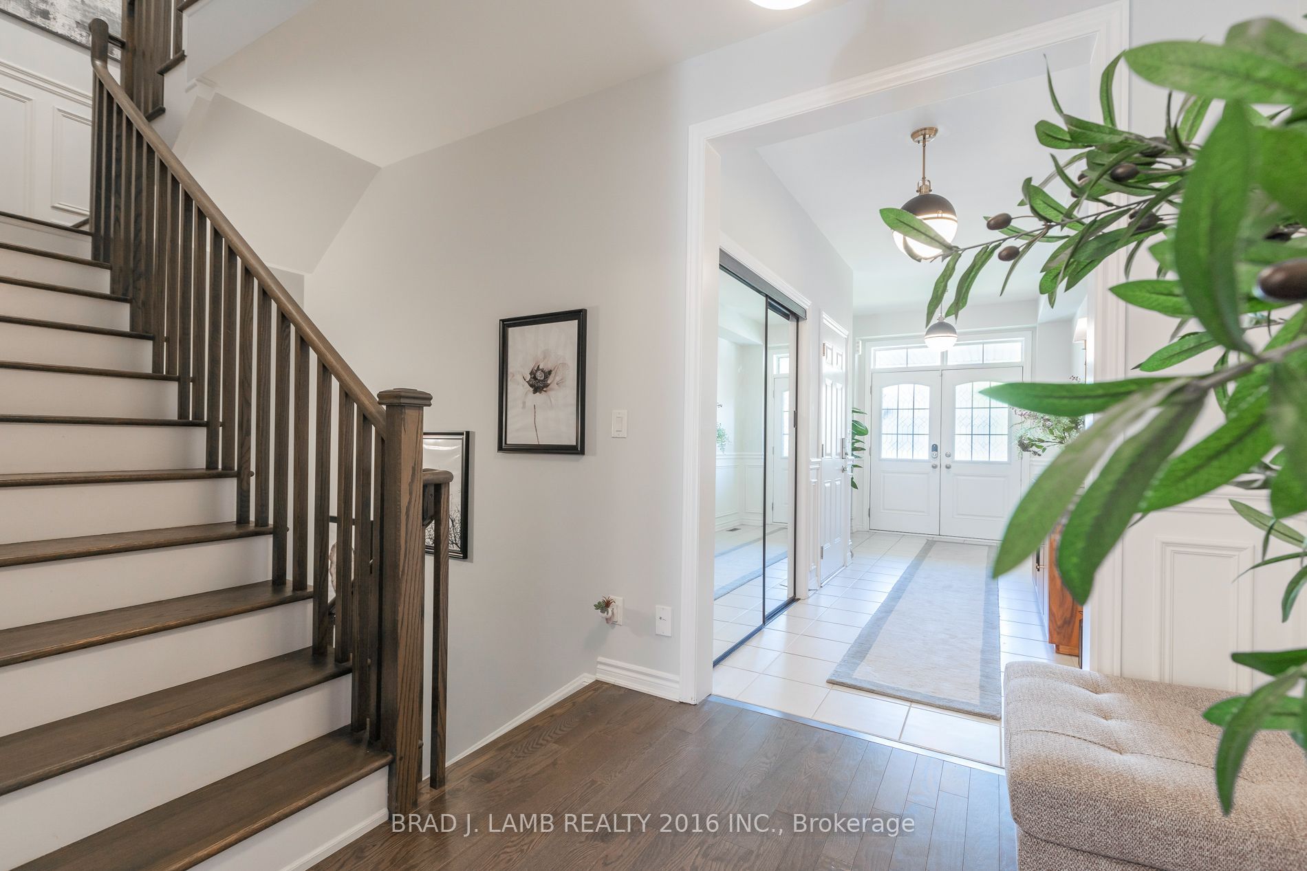 57 Sutcliffe Drive Property Photo 4