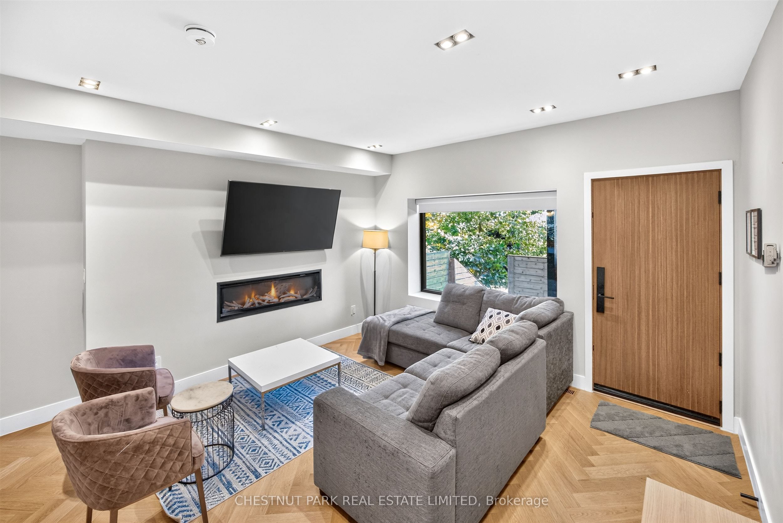 26 Caroline Avenue Property Photo 4