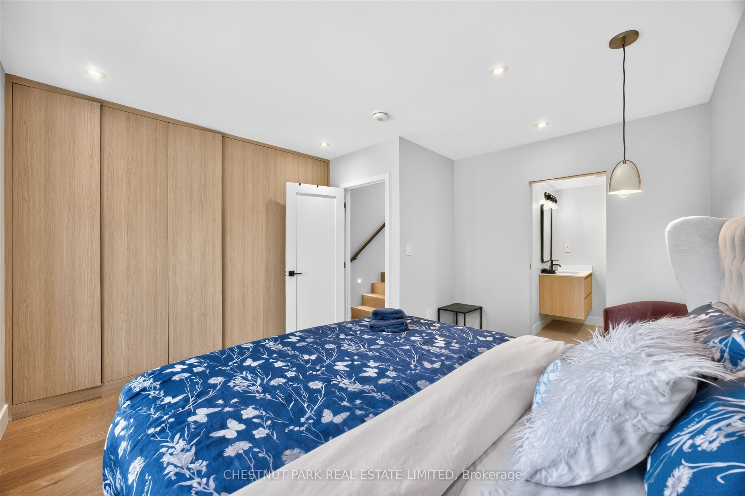 26 Caroline Avenue Property Photo 18