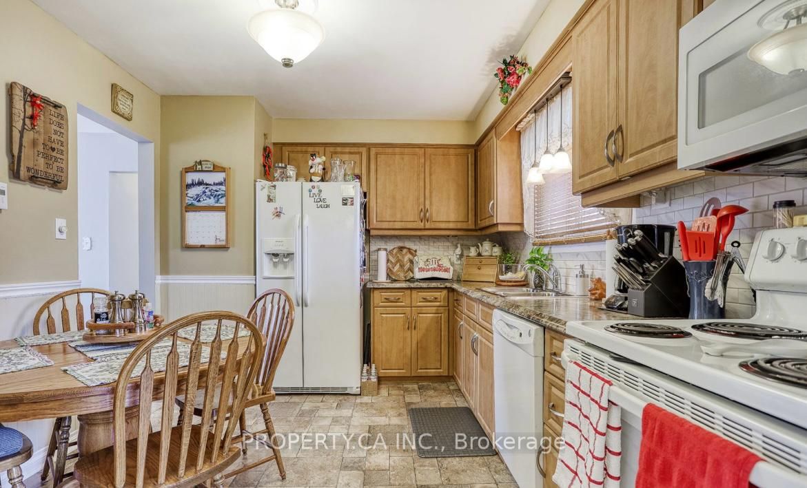204 Mason Drive Upper Property Photo 15