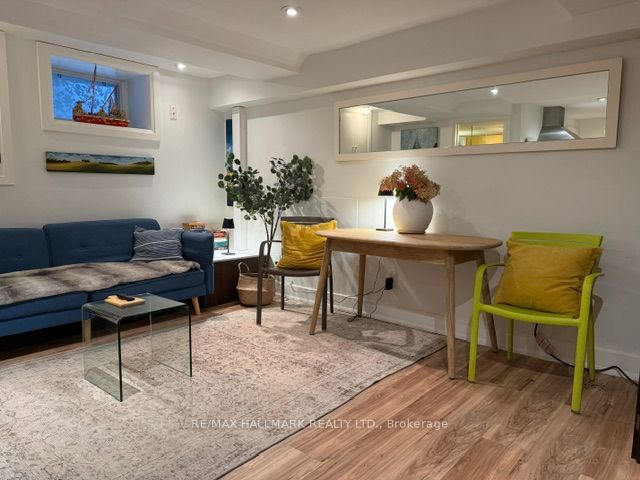 18 Pape Avenue Basement Property Photo 2