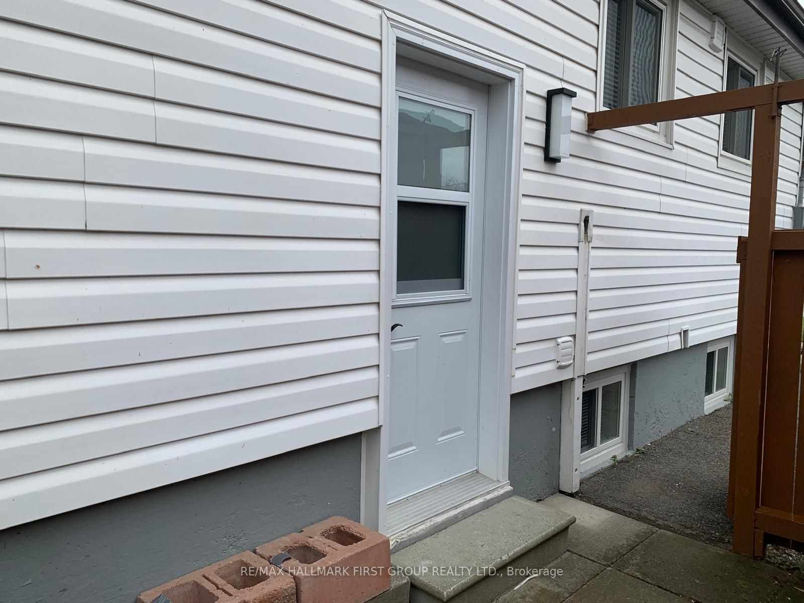 731 Yeremi Street Lower Property Photo 2