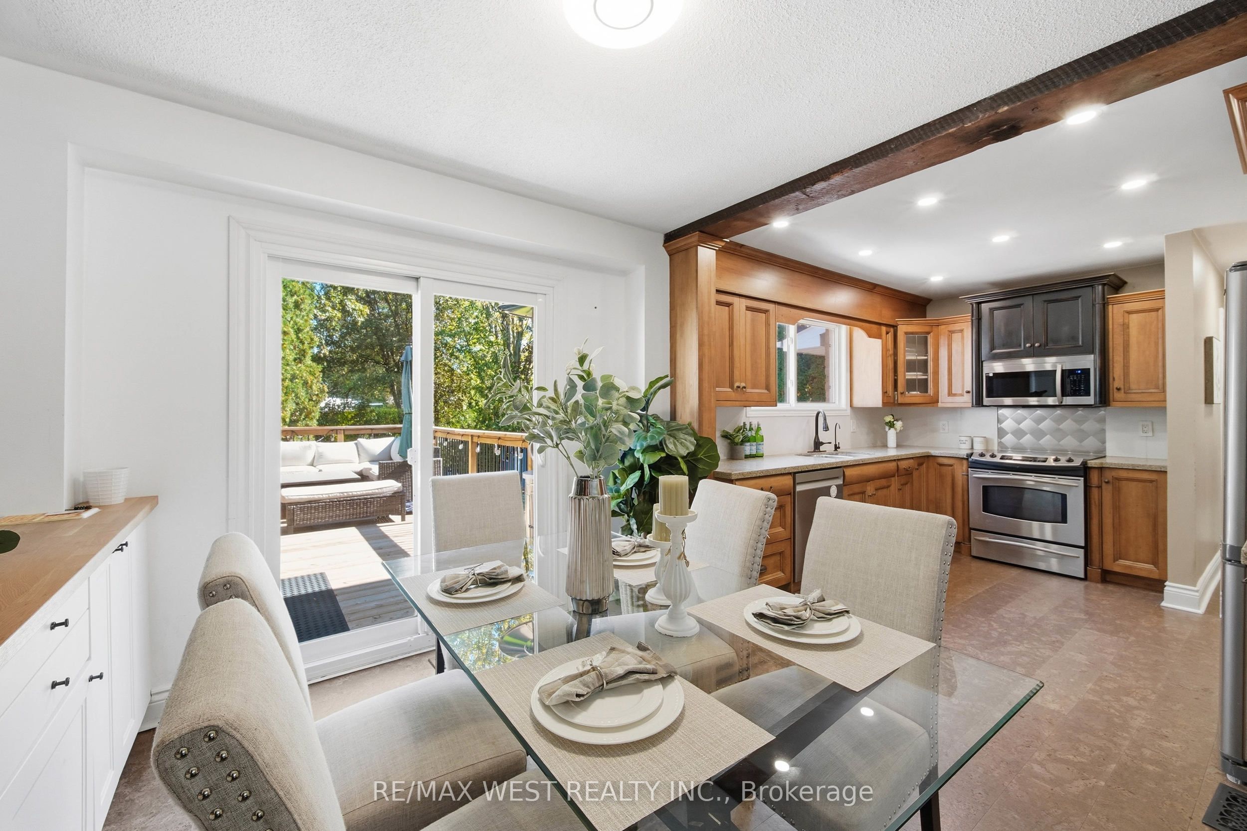 441 Paddington Crescent Property Photo 10