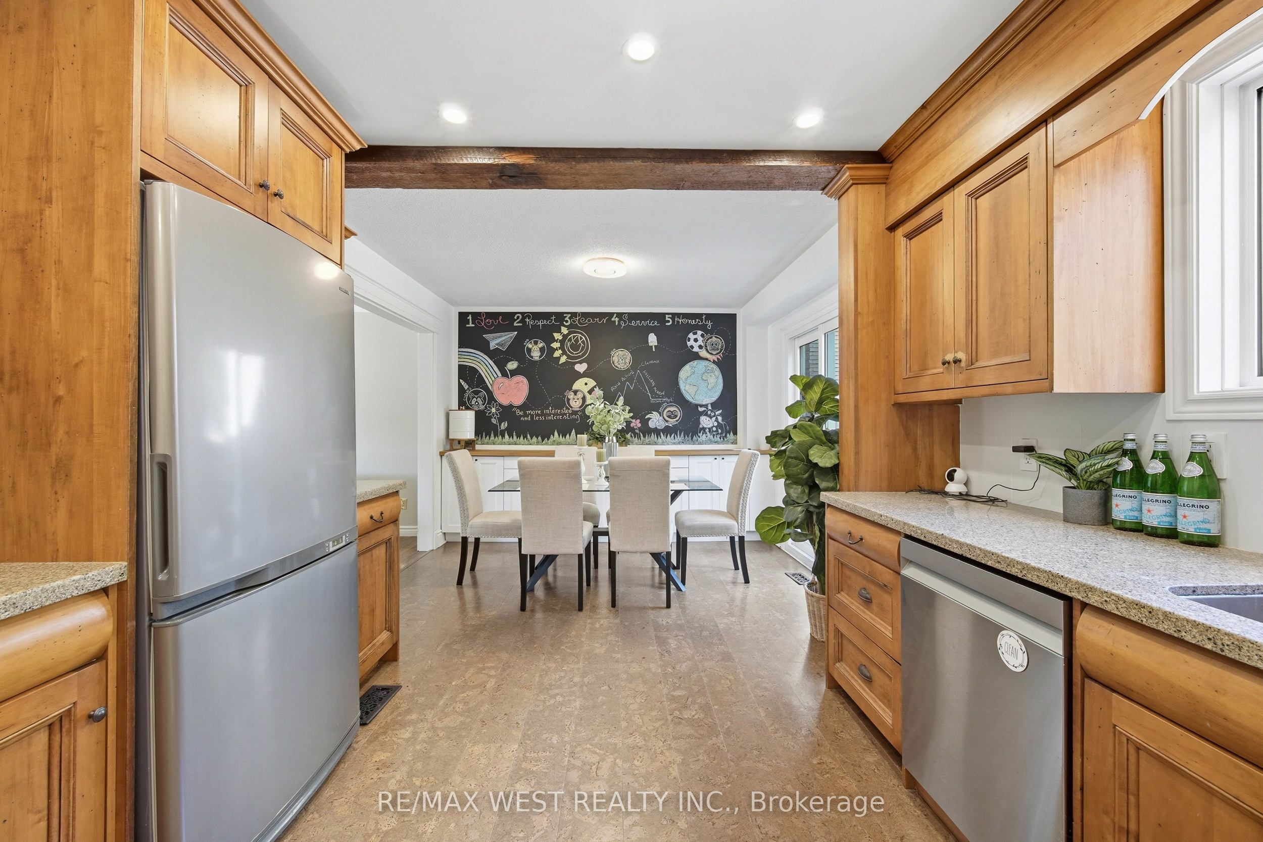 441 Paddington Crescent Property Photo 13