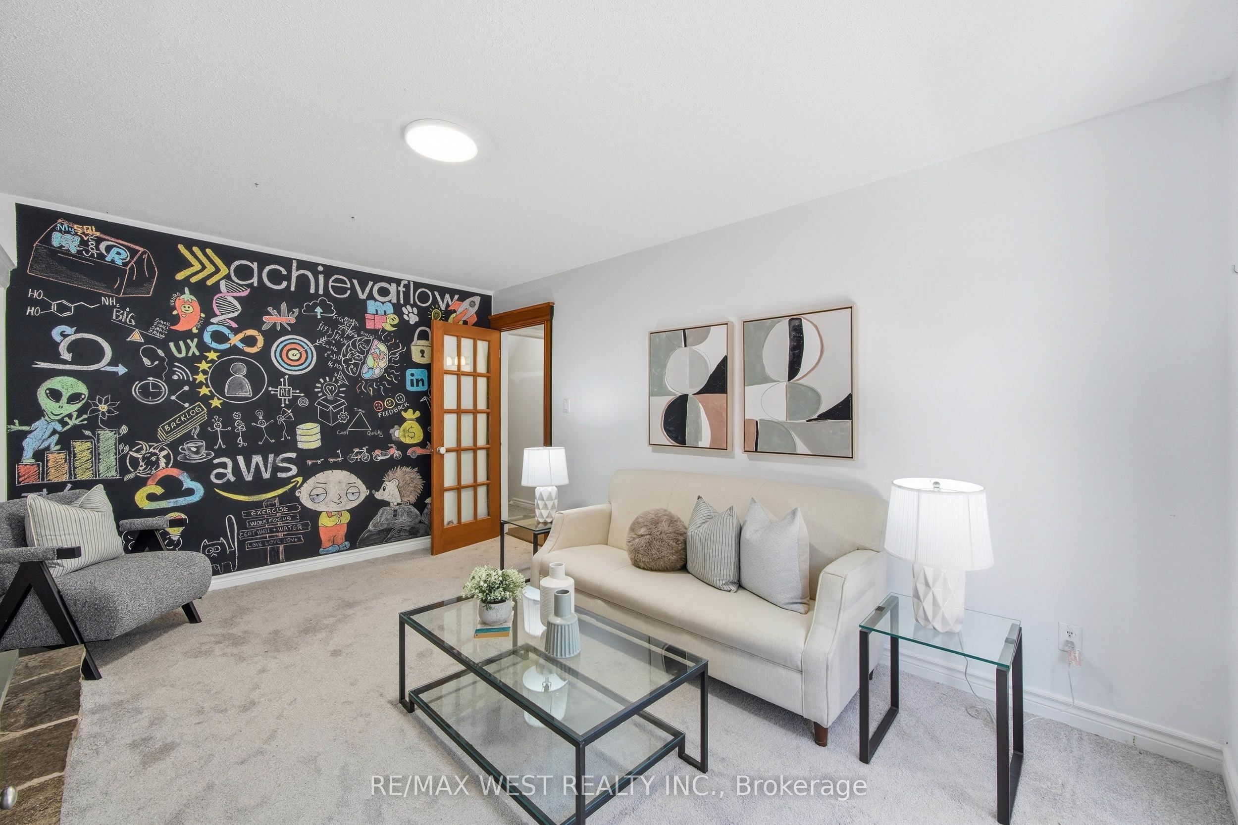 441 Paddington Crescent Property Photo 16