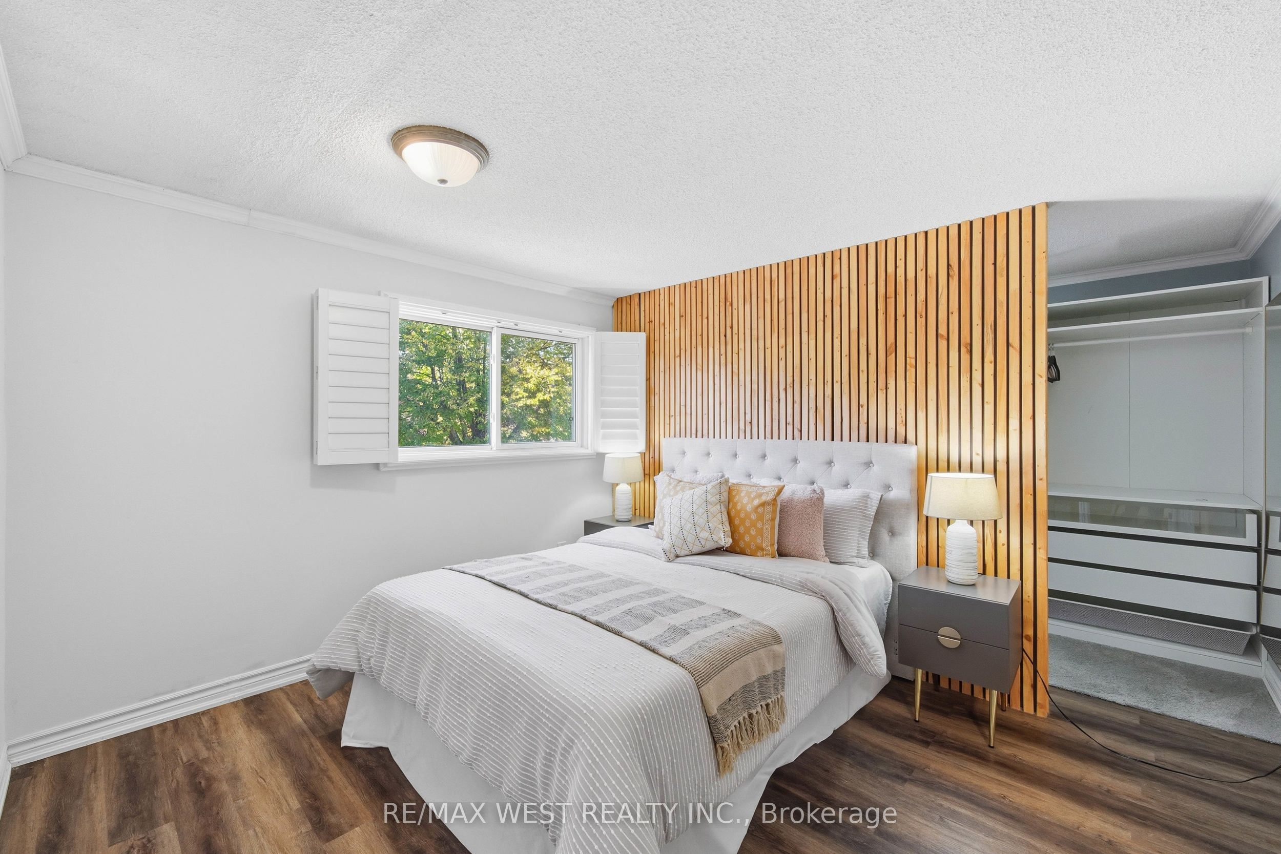 441 Paddington Crescent Property Photo 20