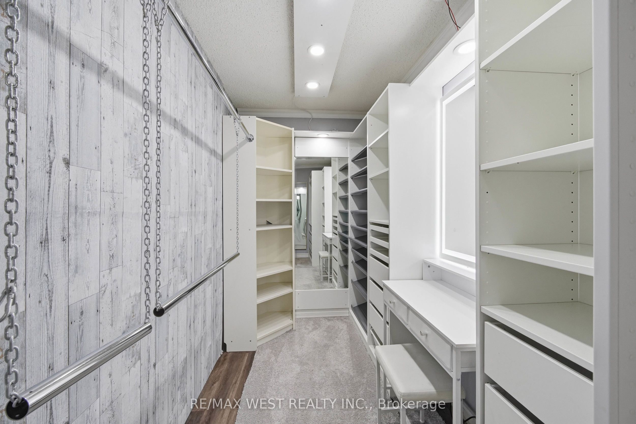 441 Paddington Crescent Property Photo 22