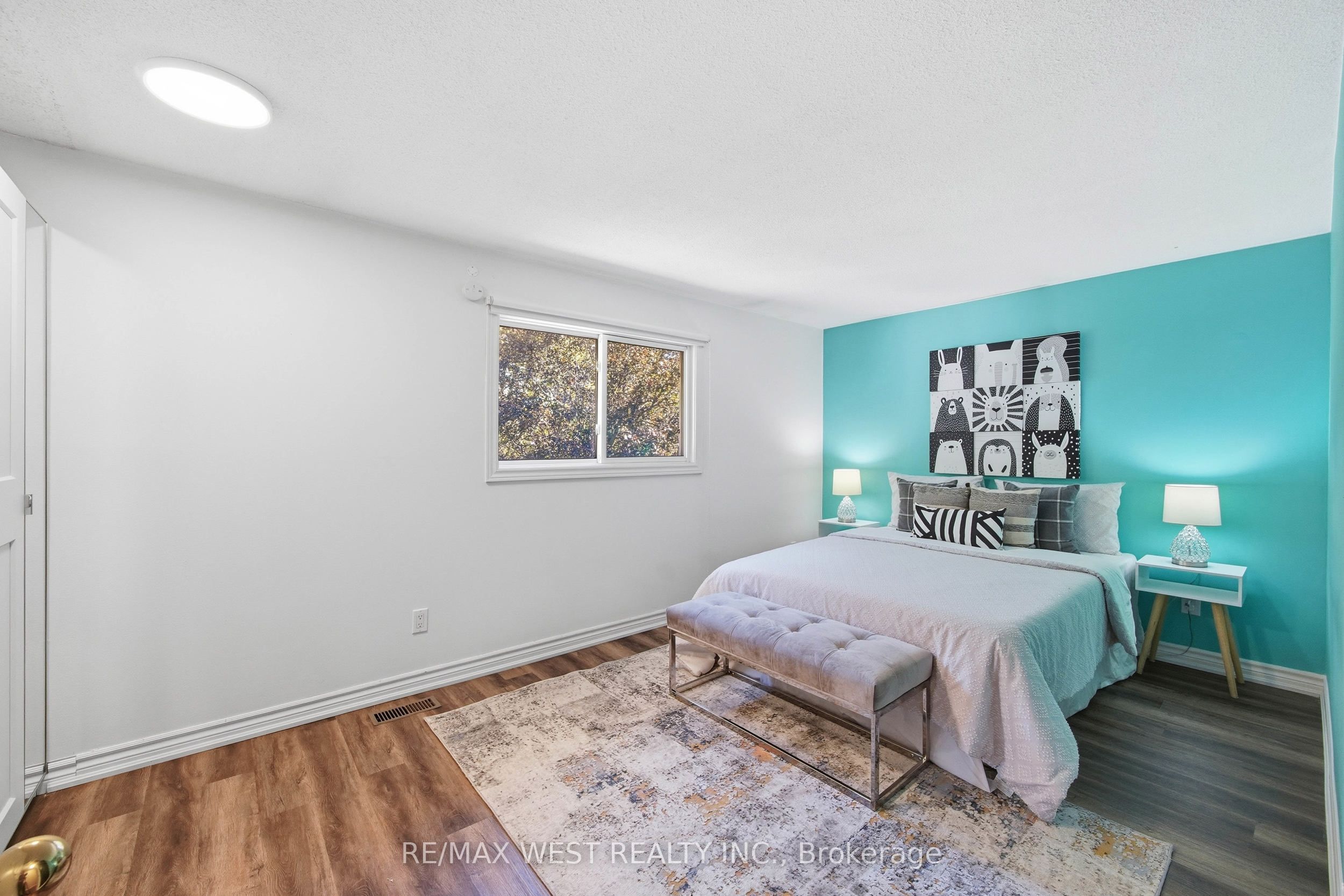 441 Paddington Crescent Property Photo 23