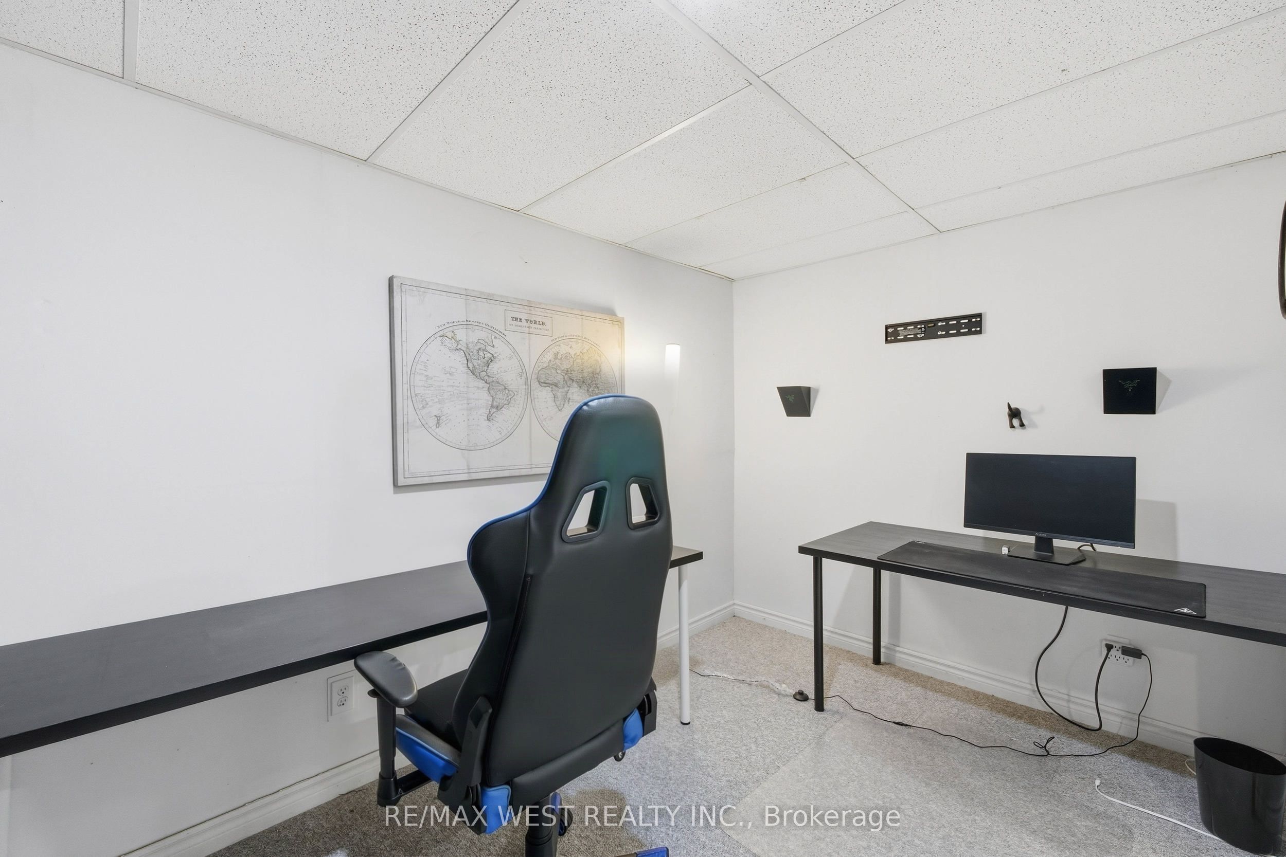 441 Paddington Crescent Property Photo 30
