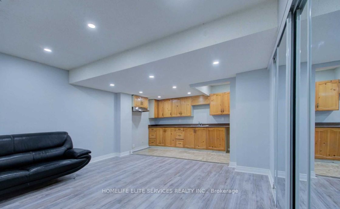 764 Meadowvale Road Bsmt Property Photo 6