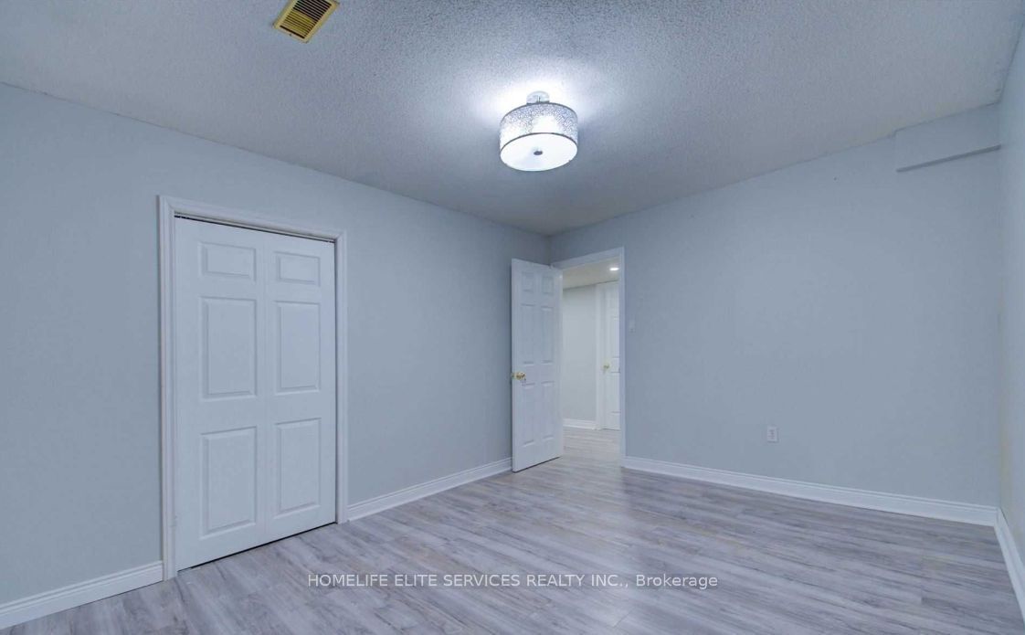764 Meadowvale Road Bsmt Property Photo 8
