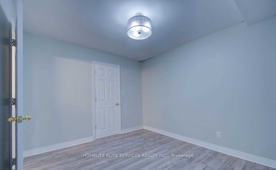 764 Meadowvale Road Bsmt Property Photo 12